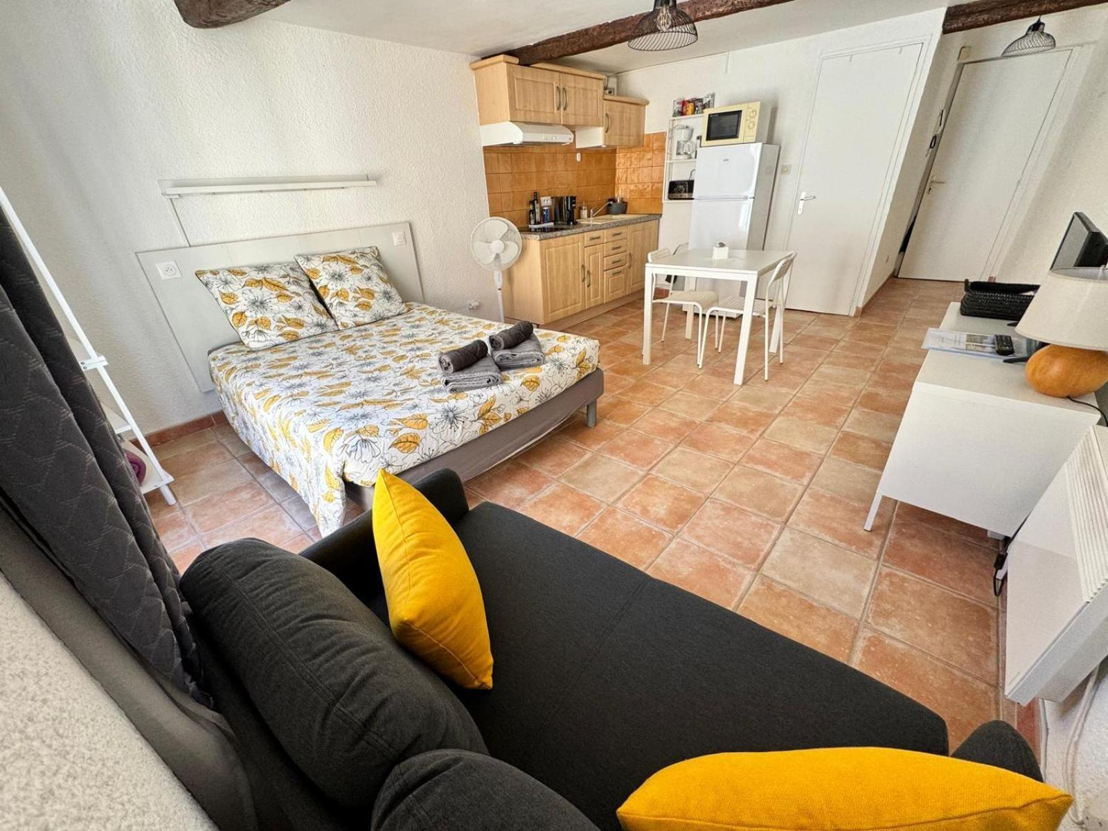Viree A Deux Apartment Riez Exterior foto