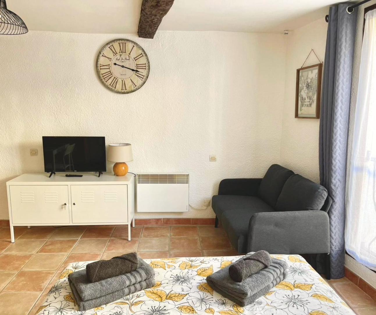 Viree A Deux Apartment Riez Exterior foto